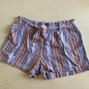 Soft linen shorts